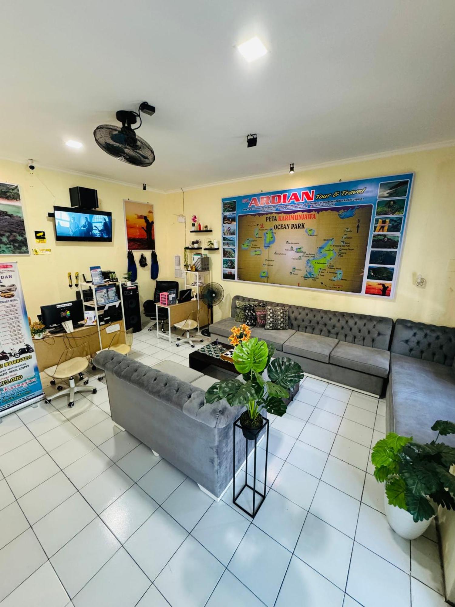Ardian House Jepara Eksteriør billede